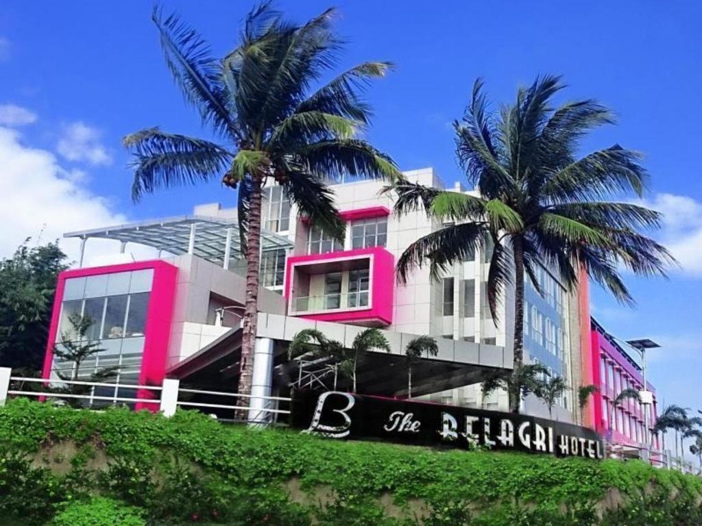 The Belagri Hotel And Convention Соронг Екстериор снимка